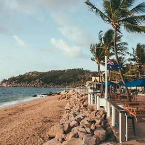Nomads Magnetic Island (adults Only) Hostal