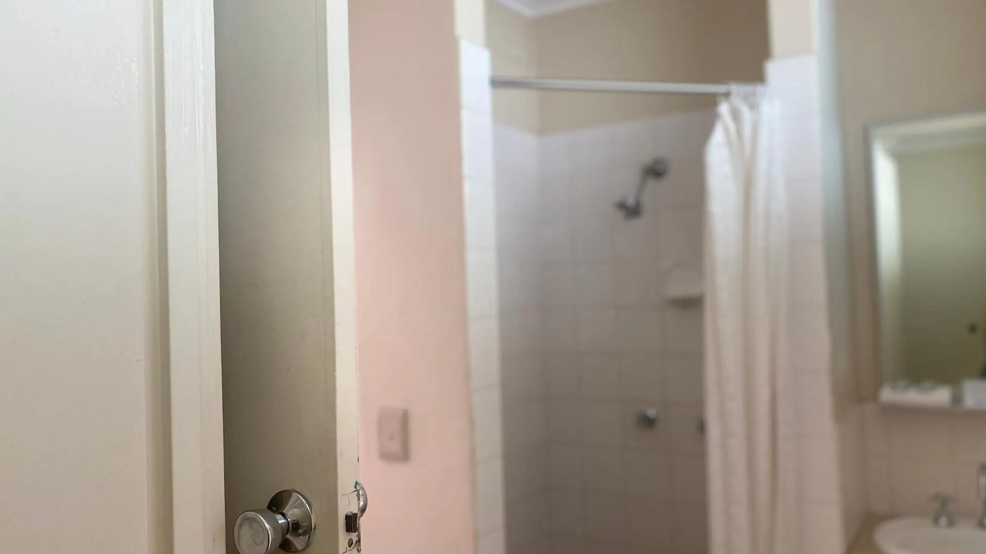 Shoredrive Motel Townsville Australia