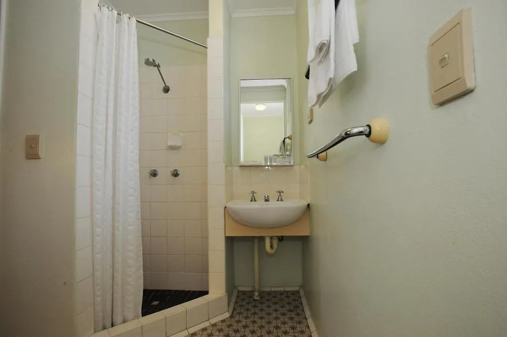 Shoredrive Motel Townsville